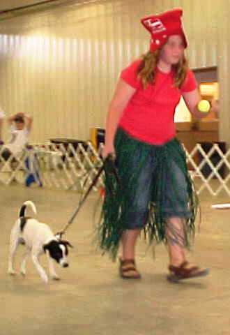 Caitlin with Spiff grass skirt